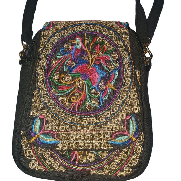 Women's Small Boho Floral Embroidery Canvas Crossbody Zip with Magnetic Closure - Picture 1 of 8